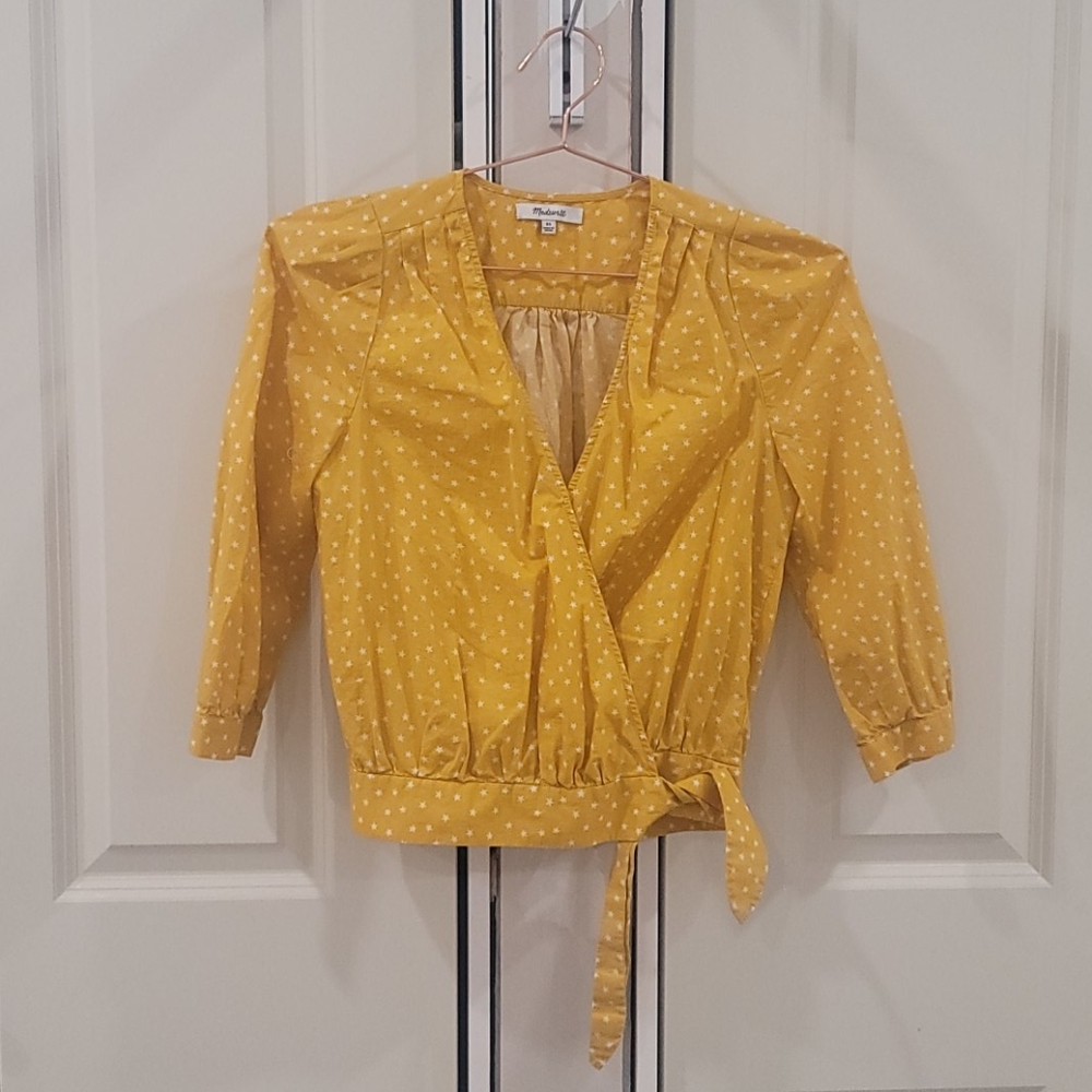 Madewell cropped tie front stars top